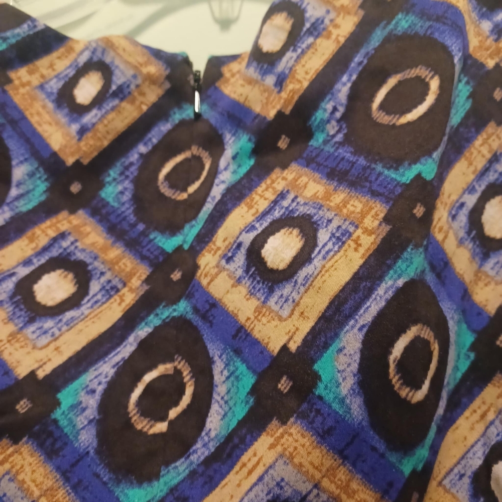 Evan Picone Midi Dress Womens 14 Peacock Color Geometric Casual Boho Belted READ - Picture 6 of 9